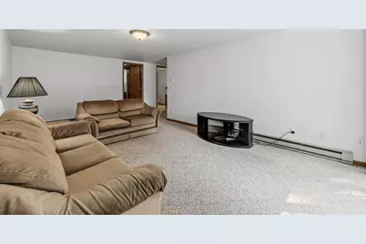 517  Slinger Rd #J-2, Slinger, WI 53086 - Photo 19