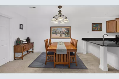 4810 S Waterview Ct, Greenfield, WI 53220 - Photo 11