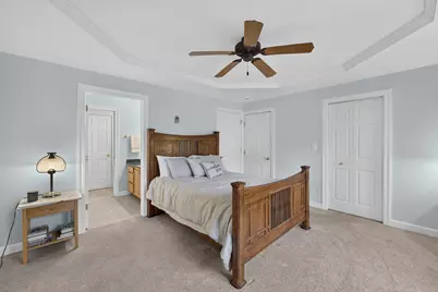 4810 S Waterview Ct, Greenfield, WI 53220 - Photo 15