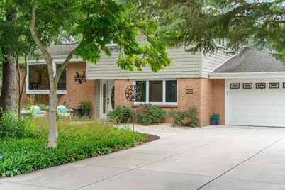 5393 S Allenwood Ln, Hales Corners, WI 53130 - Photo 59
