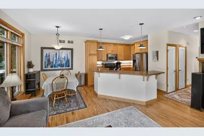 1004 E Garfield Ave #2, Milwaukee, WI 53212 - Photo 13