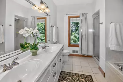 1004 E Garfield Ave #2, Milwaukee, WI 53212 - Photo 23