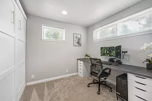 8680 N Regent Rd, Fox Point, WI 53217 - Photo 13