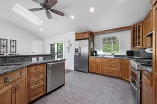 8680 N Regent Rd, Fox Point, WI 53217 - Photo 5