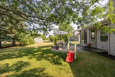 W145N10546  Heritage Hills Pkwy, Germantown, WI 53022 - Photo 29