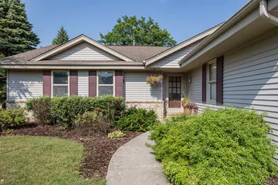 W145N10546  Heritage Hills Pkwy, Germantown, WI 53022 - Photo 31