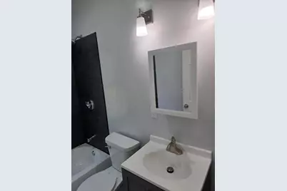 928  Wilson St, Racine, WI 53404 - Photo 9