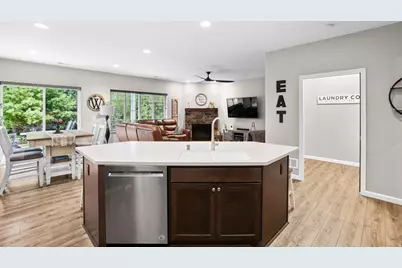 N13W6569  Cedarburg Trl, Cedarburg, WI 53012 - Photo 27