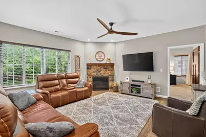 N13W6569  Cedarburg Trl, Cedarburg, WI 53012 - Photo 21
