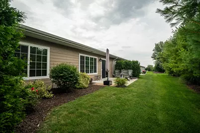 N13W6569  Cedarburg Trl, Cedarburg, WI 53012 - Photo 3