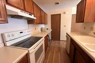 6641 Mariner Dr, Racine, WI 53406 - Photo 7