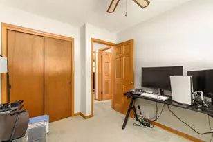 N87W18091 Summit Dr, Menomonee Falls, WI 53051 - Photo 15