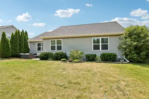 N8042 Timber Ridge Dr, Ixonia, WI 53036 - Photo 53