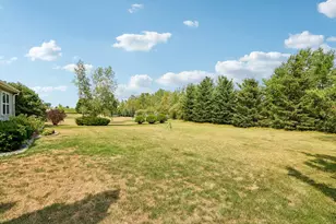 N8042 Timber Ridge Dr, Ixonia, WI 53036 - Photo 51