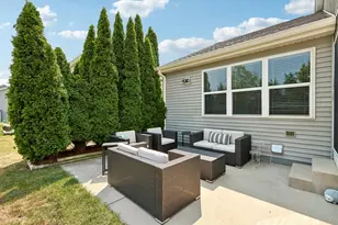 N8042 Timber Ridge Dr, Ixonia, WI 53036 - Photo 47