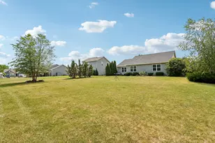 N8042 Timber Ridge Dr, Ixonia, WI 53036 - Photo 55