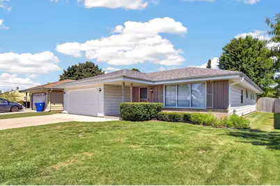 7911  32nd Ave, Kenosha, WI 53142 - Photo 3