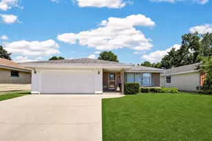 7911 32nd Ave, Kenosha, WI 53142 - Photo 1