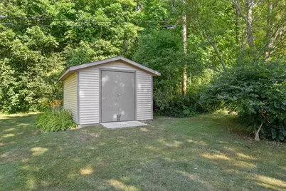 8620 S Hunting Park Dr, Franklin, WI 53132 - Photo 41