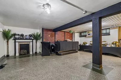 2803 N 51st St #2805, Milwaukee, WI 53210 - Photo 55