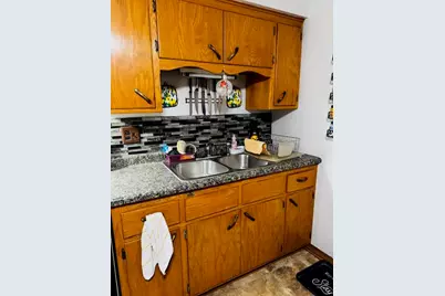 2150 S 83rd St #2152, West Allis, WI 53219 - Photo 37