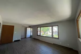 2150 S 83rd St, West Allis, WI 53219 - Photo 13