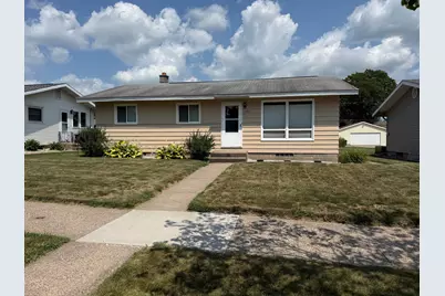 546  3rd Ave, Onalaska, WI 54650 - Photo 1