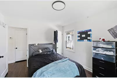 4555 N 39th St, Milwaukee, WI 53209 - Photo 11