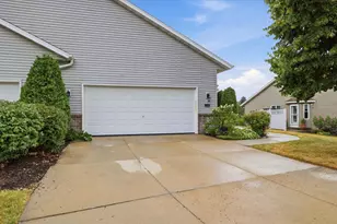 N7791 Maple Ridge Rd, Ixonia, WI 53066 - Photo 3