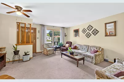 2410  Monroe Ave, Racine, WI 53405 - Photo 3