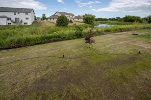 3755 Perennial Pkwy, Racine, WI 53126 - Photo 27
