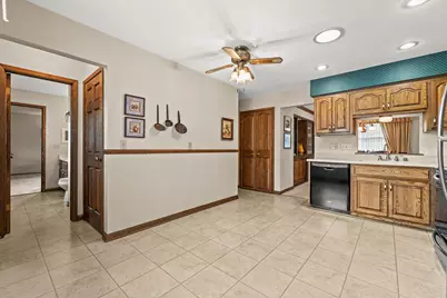 4972 S 65th St, Greenfield, WI 53220 - Photo 7