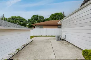 4110 N 74th St, Milwaukee, WI 53216 - Photo 41