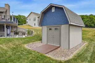 548 Fox River Hills Dr, Racine, WI 53185 - Photo 35