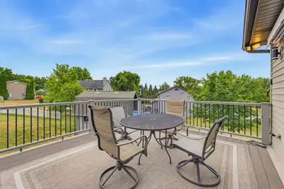 548  Fox River Hills Dr, Racine, WI 53185 - Photo 15