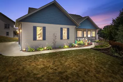 548  Fox River Hills Dr, Racine, WI 53185 - Photo 3
