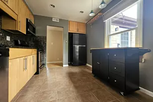 850 E Ellsworth Ln, Bayside, WI 53217 - Photo 37