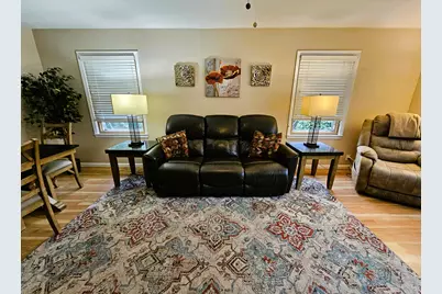 850 E Ellsworth Ln, Bayside, WI 53217 - Photo 43