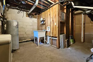 850 E Ellsworth Ln, Bayside, WI 53217 - Photo 53