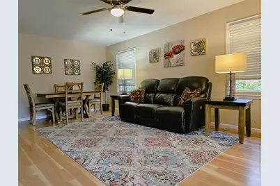 850 E Ellsworth Ln, Bayside, WI 53217 - Photo 37