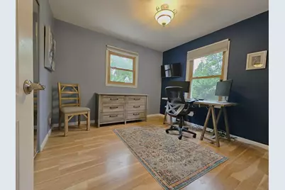 850 E Ellsworth Ln, Bayside, WI 53217 - Photo 59