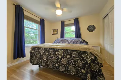 850 E Ellsworth Ln, Bayside, WI 53217 - Photo 39