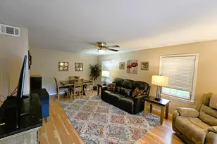 850 E Ellsworth Ln, Bayside, WI 53217 - Photo 21