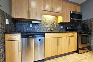 850 E Ellsworth Ln, Bayside, WI 53217 - Photo 31