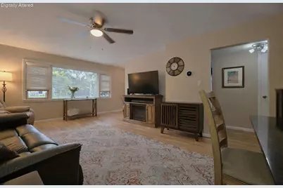 850 E Ellsworth Ln, Bayside, WI 53217 - Photo 25