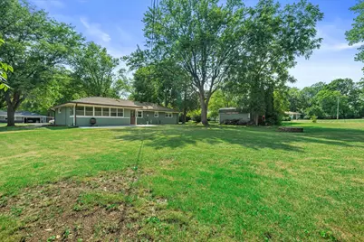 N57W18198  Juniper Ln, Menomonee Falls, WI 53051 - Photo 39