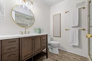 N57W18198 Juniper Ln, Menomonee Falls, WI 53051 - Photo 19