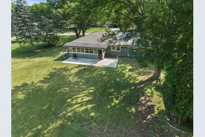 N57W18198  Juniper Ln, Menomonee Falls, WI 53051 - Photo 31