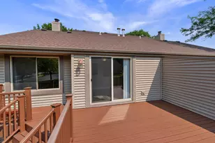 625 Tamarack Dr, West Bend, WI 53095 - Photo 23