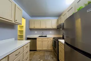2300 W Good Hope Rd, Glendale, WI 53209 - Photo 11